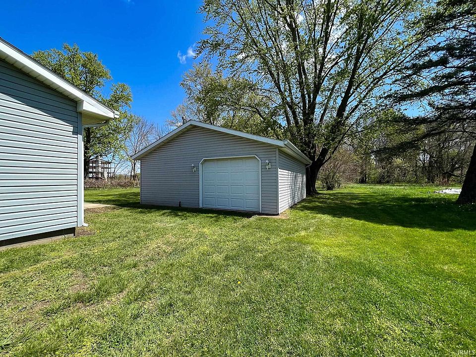 60940 Deerfield Dr, Goshen, IN 46526 Zillow