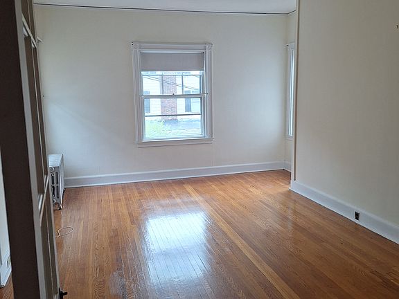 5th image of 8-10 Addison St #2