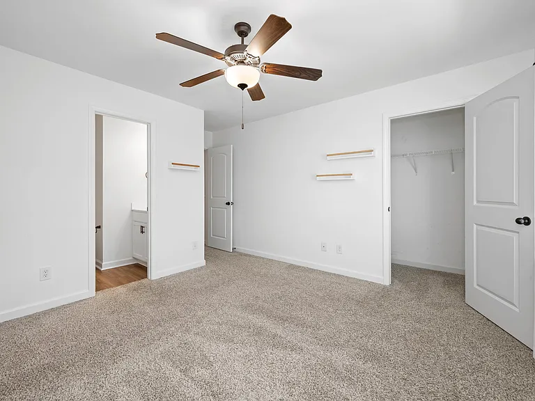 4 Catalina Cir #4 — Photo 24