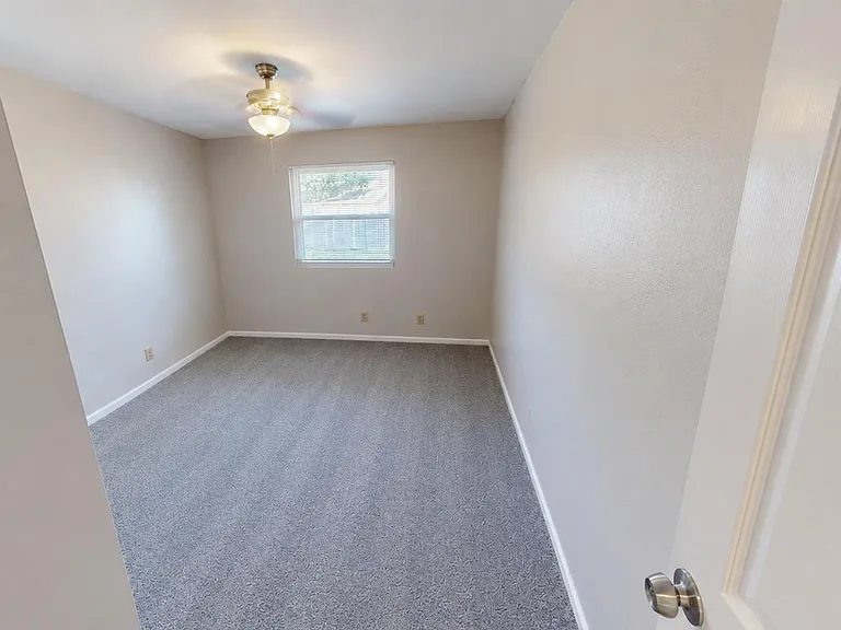 11516 Sandy Loam Trl — Photo 14