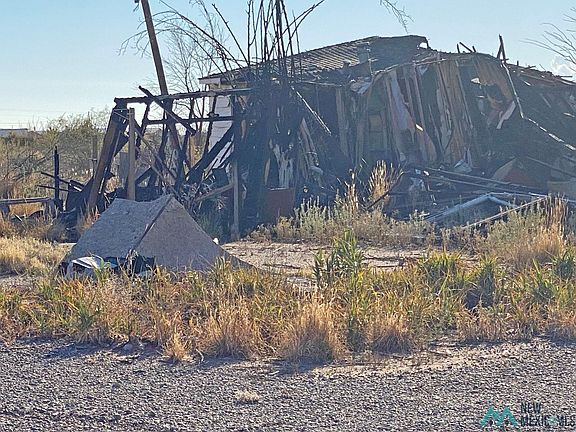 4th image of 26 White Mountain Rd