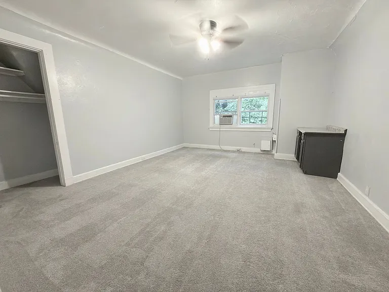 2630 Stanton Ave — Photo 10