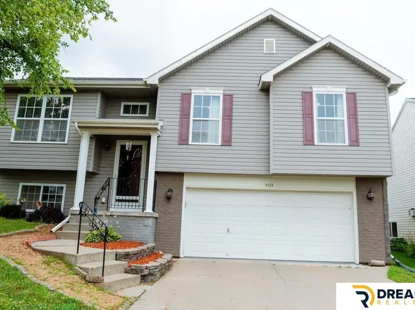 8814 Quest St, Omaha, NE 68122