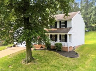 1004 51st St, Vienna, WV 26105