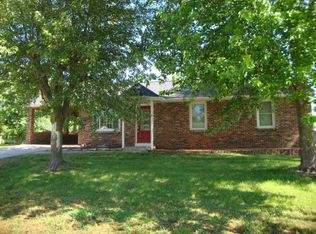 138 Franklin St, Holts Summit, MO 65043