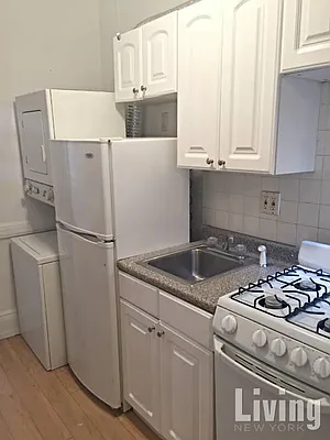 Rented by Living New York | media 12