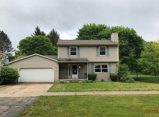 395 Shoesmith Rd, Haslett, MI 48840