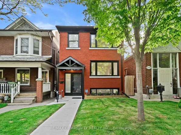340 Albany Ave, Toronto, ON M5R 3C9