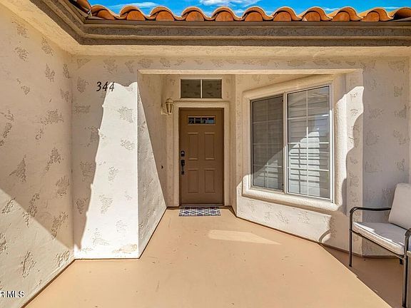 2nd image of 344 Vista Royale Dr