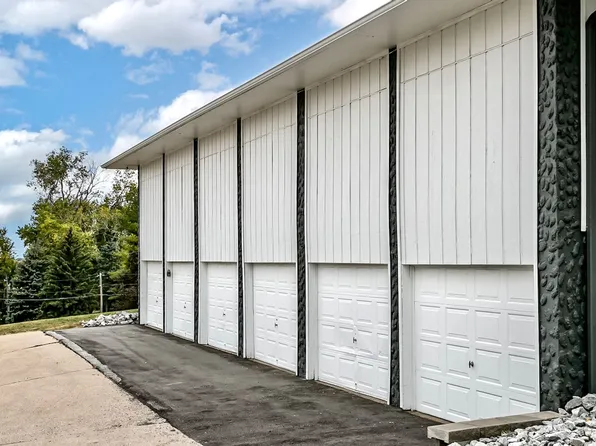 Gaslight Village, 507 Gaslight Ln #28, Bellevue, NE 68005