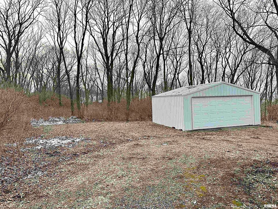 7668 E Manito Rd, Manito, IL 61546 Zillow