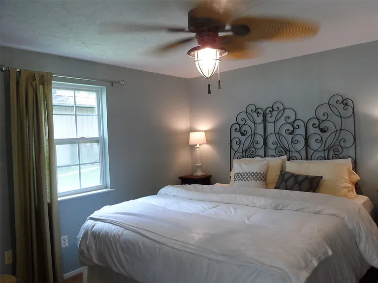 13545 Northshore Loop — Photo 38