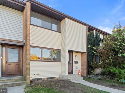 7 Twin Rivers Dr N, East Windsor, NJ, 08520