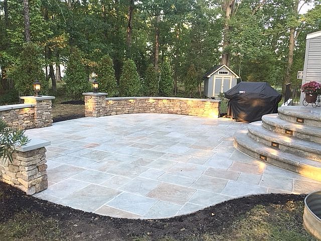 2nd image of 16000 Roland Park Pl