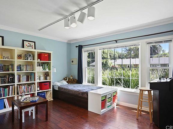5th image of 5101 San Feliciano Dr