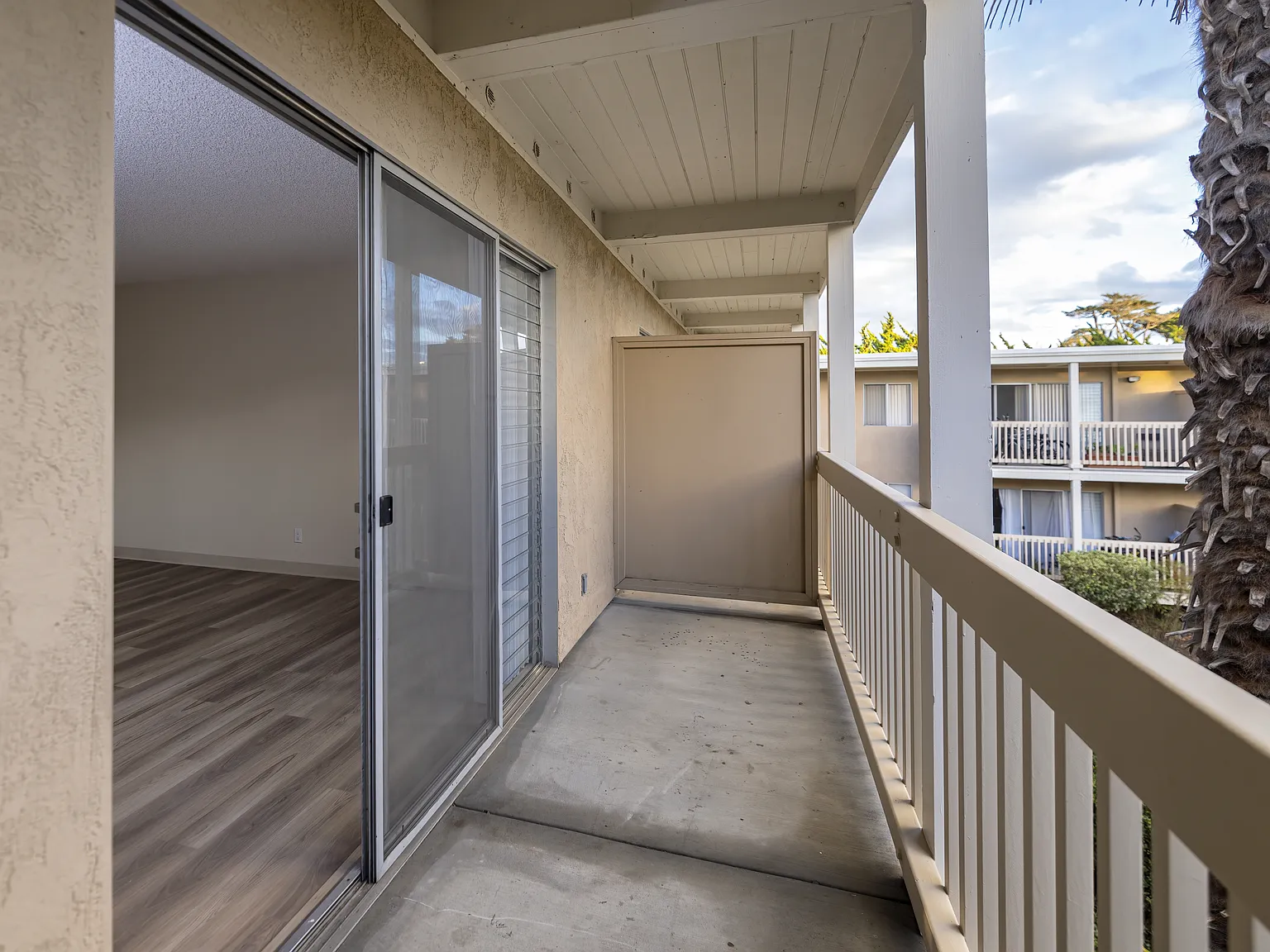 Corcoran Garden Apartments — Photo 3