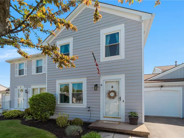 6 S Estate Dr, Webster, NY 14580
