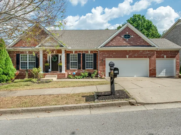 7369 Riverfront Dr, Nashville, TN 37221