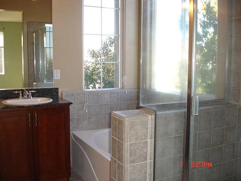 874 Joliet Ln — Photo 13
