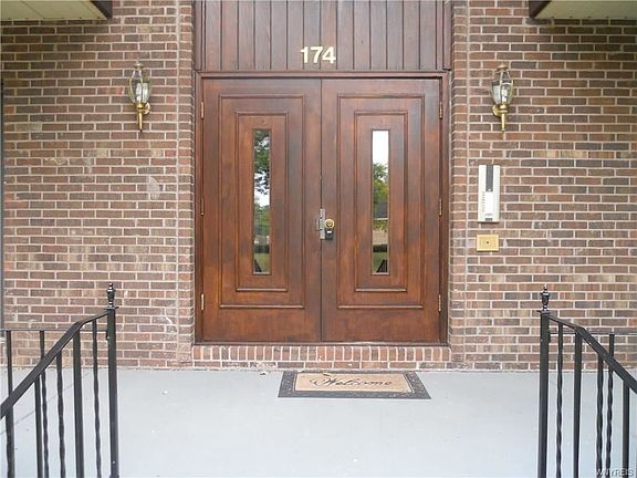 2nd image of 174 Peppertree Dr #A