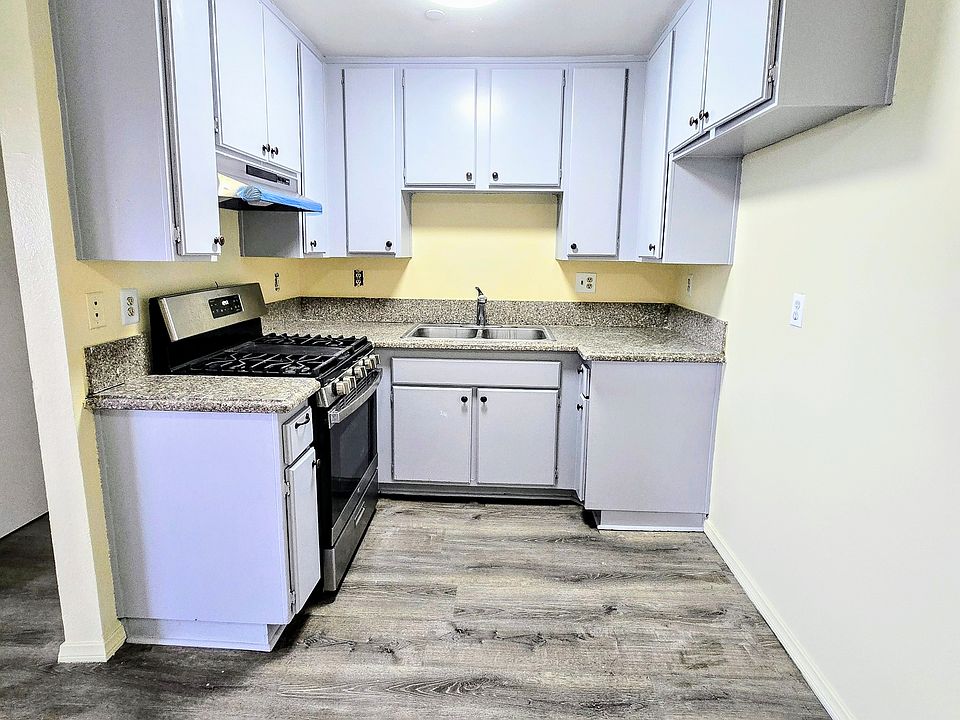 1st image of 15449 Nordhoff St APT 13