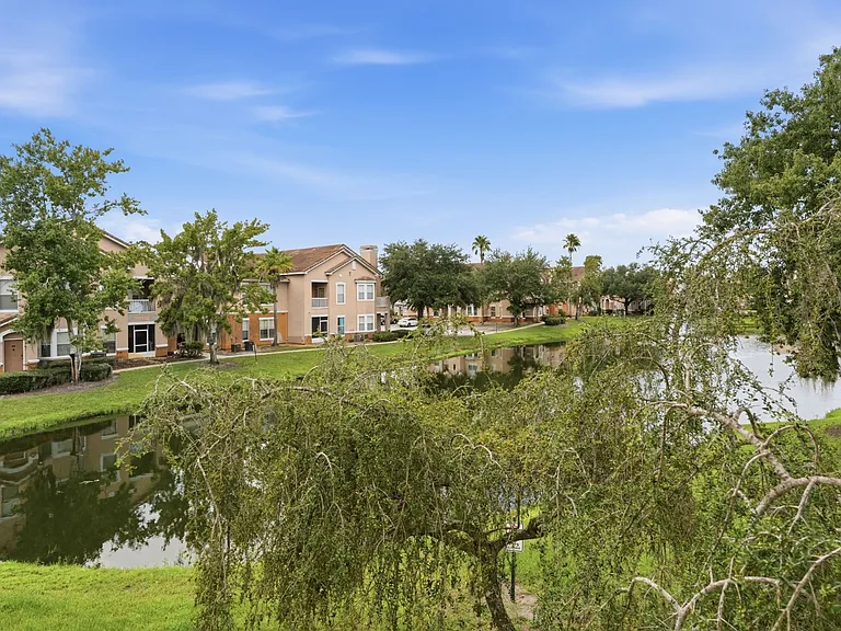 10436 Villa View Cir — Photo 31