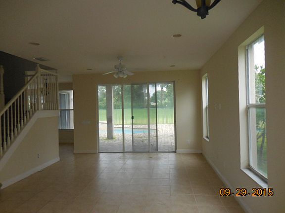 2nd image of 1983 Grey Falcon Cir SW