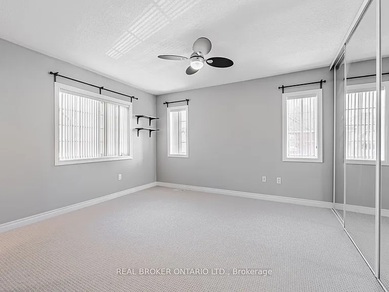 102 Natalie Pl — Photo 22