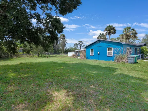 5007 San Diego Avenue, Fort Pierce, FL 34946