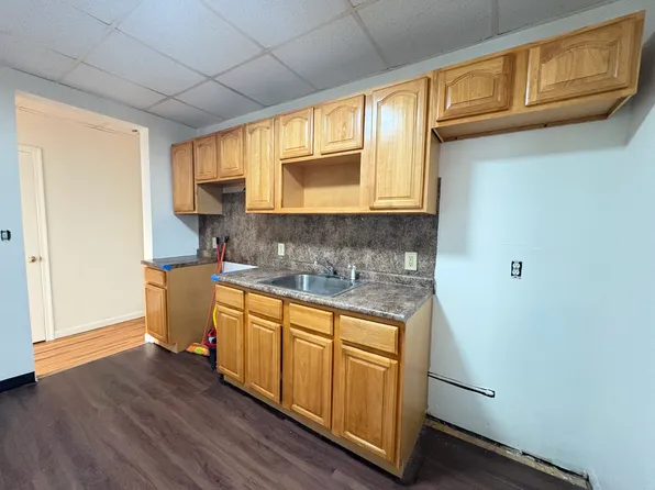 179 West 48th Street image 1 of 5