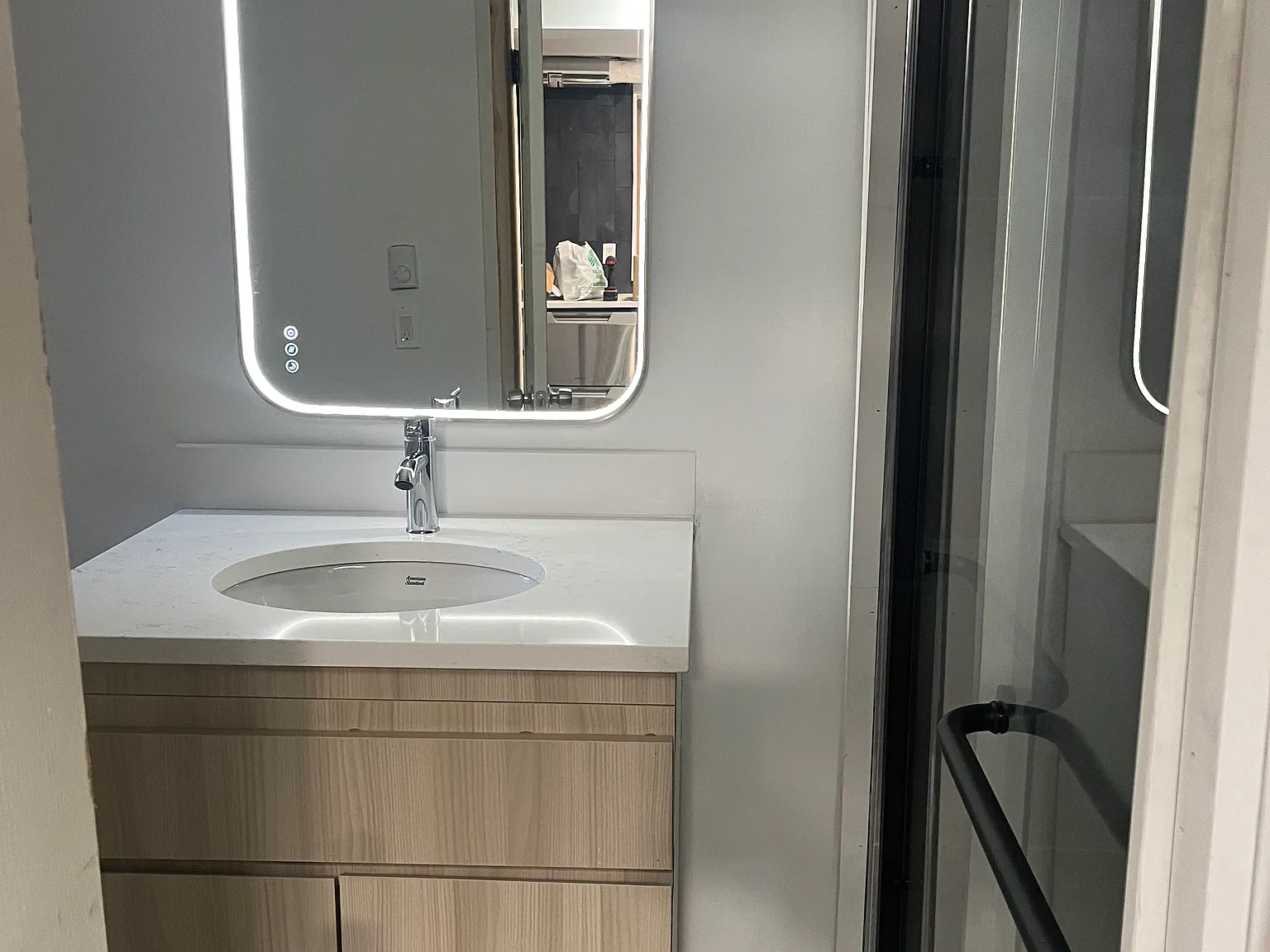 1 bed, 800 sqft, $1,500 — Photo 4