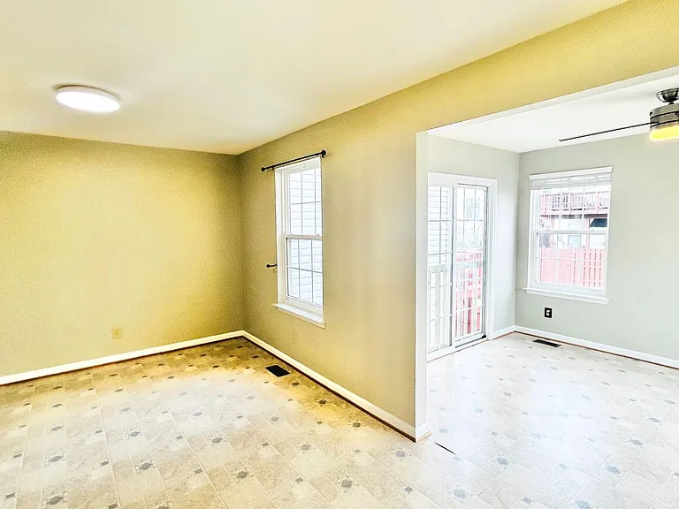 11318 Wytheville Ln — Photo 19