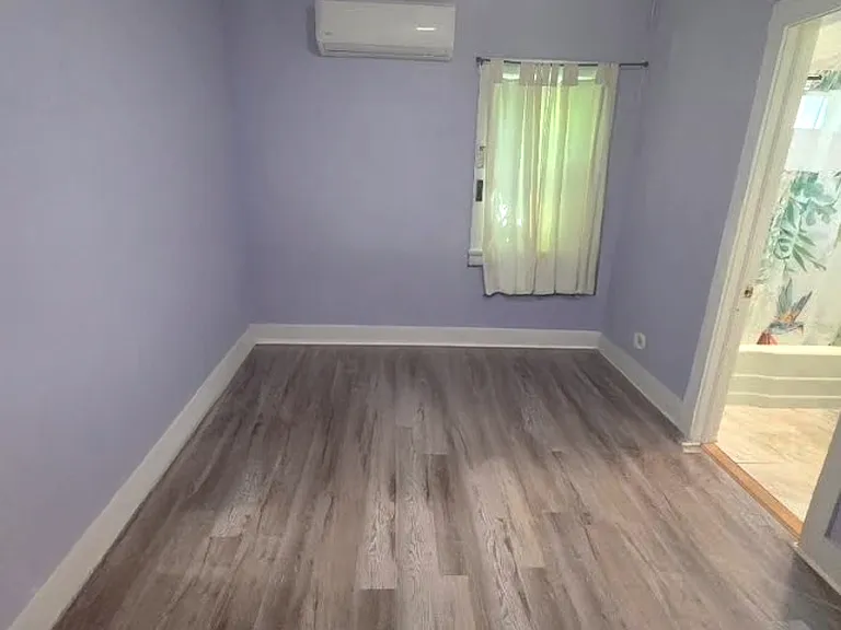 531 Clay St — Photo 8