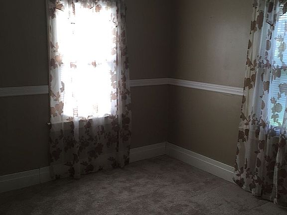 2nd image of 61 Willow Ave