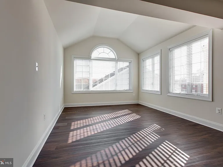 7757 Crystal Brook Way — Photo 24