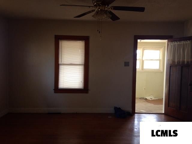 2nd image of 1018 1st St