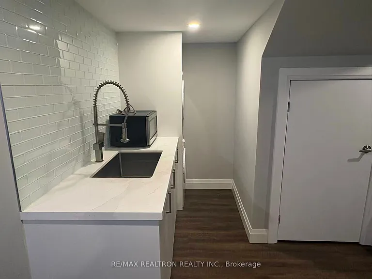 71 Fresno Ct #BASEMENT — Photo 5