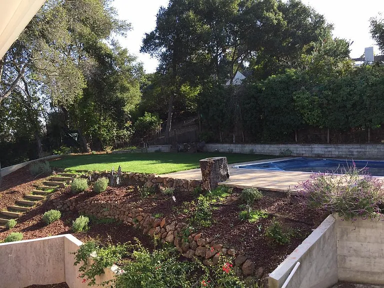23690 Ravensbury Ave — Photo 11
