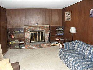 3rd image of 88 Highview Dr