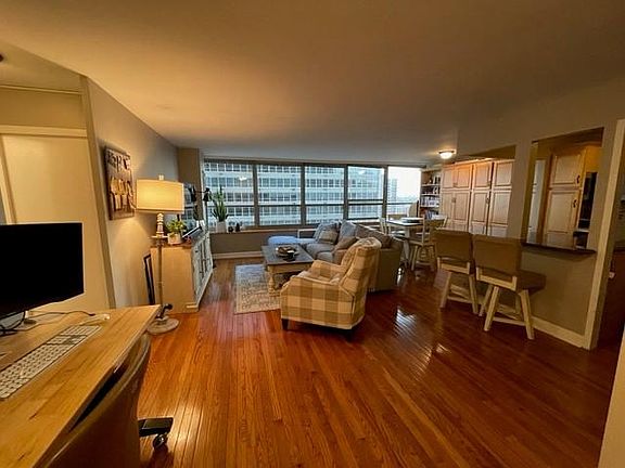 2nd image of 3550 N Lake Shore Dr APT 1421