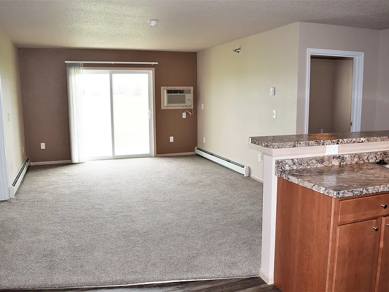 Oakview Apartments 1410 — Photo 33