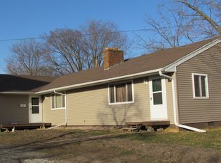 813 Main St, Carthage, IL 62321