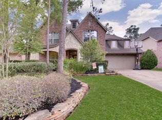 58 N Wyckham Cir, The Woodlands, TX 77382