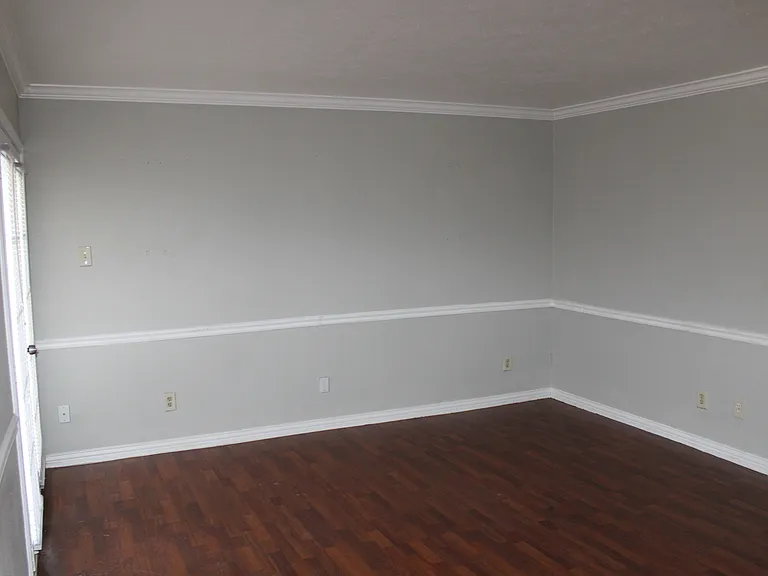 2710 Community Dr #209 — Photo 9