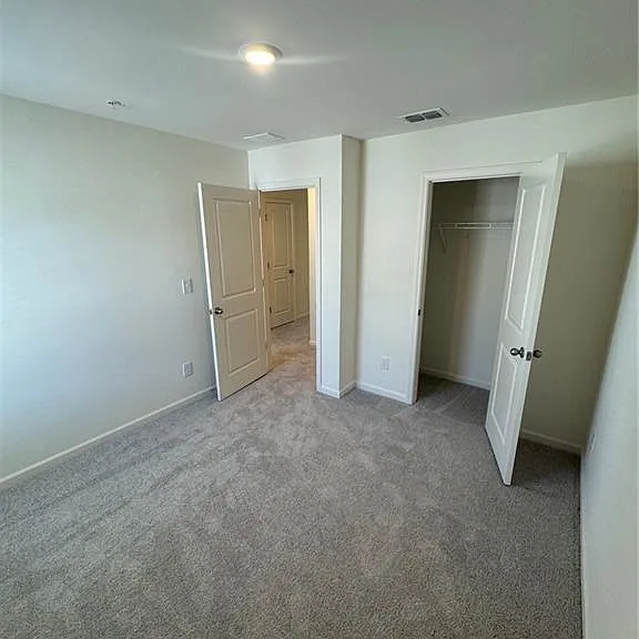 3009 Acacia Cir — Photo 4