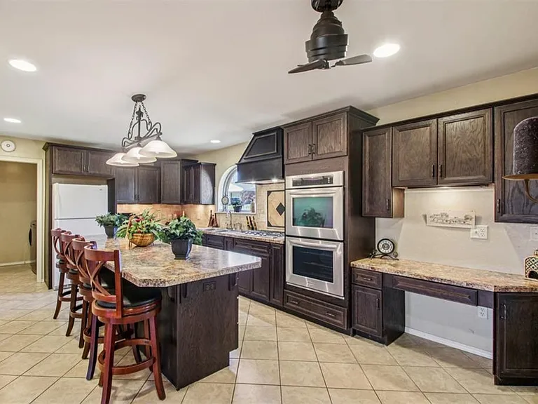 8500 N Arlington Dr — Photo 6