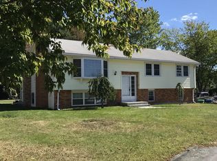 4 Bethel Ln, Burlington, MA 01803