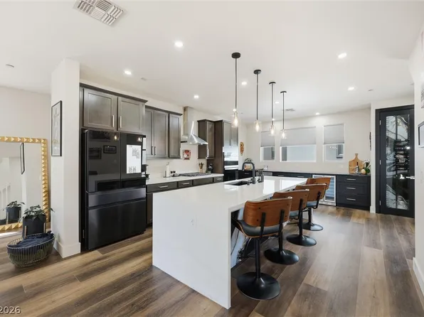 1424 Nocturnal Flight St, Las Vegas, NV 89138