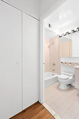 Rented by Compass | media 16