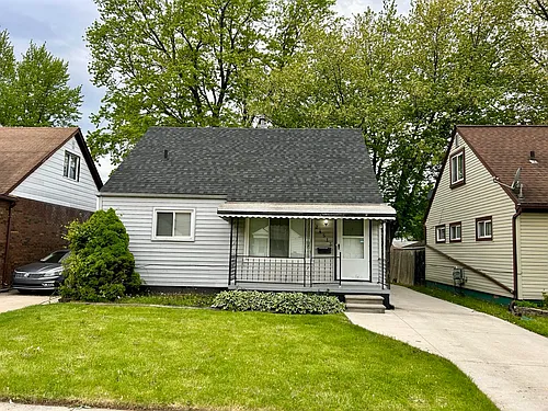 24513 Lauren Ave Photo 1